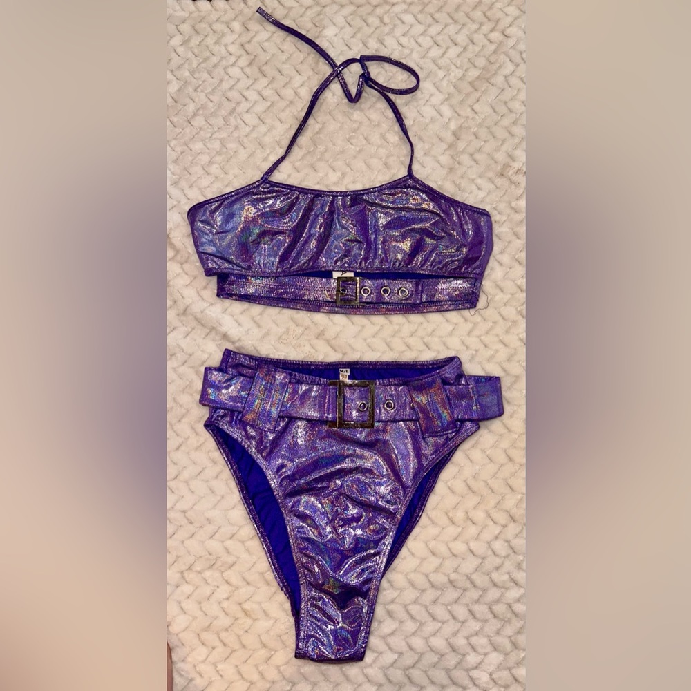 Shimmer Buckle Crop + High Waist Rave Shorts - Ppl, M/L, Excellent Condition